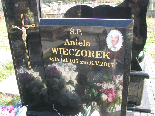 Aniela Wieczorek 1912 Morawica - Grobonet - Wyszukiwarka osób pochowanych